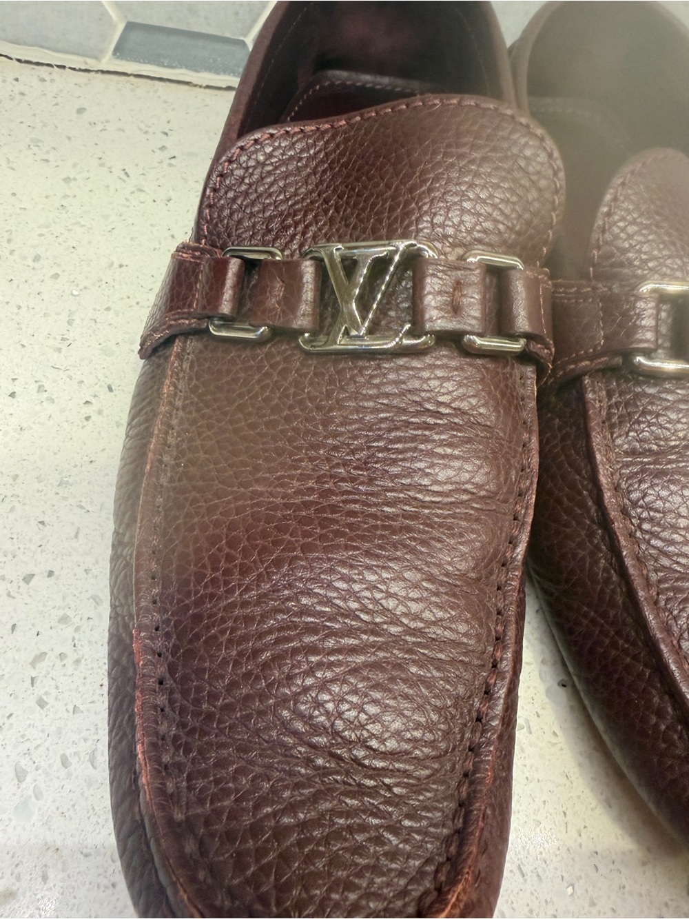 Accepting Offers. Authentic Louis Vuitton Burgundy Pebbled Leather Monte Carlo
